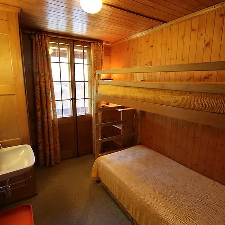 Arnica 1 Apartment Chateau-d'Oex